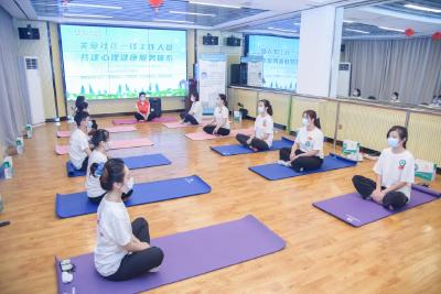 新华全媒+丨居家隔离如何避免出现“心理红码”？专家建议适应慢生活