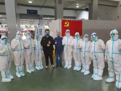 小伙在方舱医院参加考研复试，已被武大拟录取！