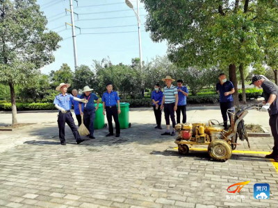 黄州六福湾社区：规划停车位解决社区车辆乱停乱放问题