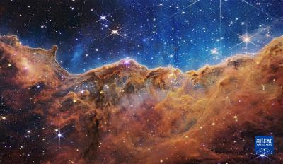 美国航天局公布韦布空间望远镜宇宙图像  