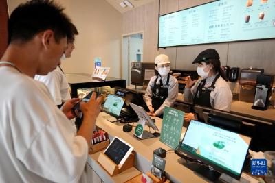 无声咖啡开拓听障人士就业新路径