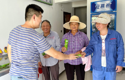 黄州区六福湾社区：爱心接力不停歇