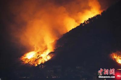 重庆又现山火，多地通报！目击者：遭不住了