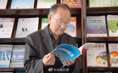 悲痛！又一巨星陨落