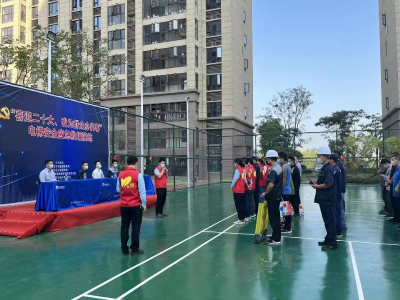 黄州区：开展电梯应急救援演练 让安全深入人心