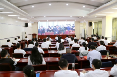 黄冈市水利和湖泊局集中收看二十大开幕会