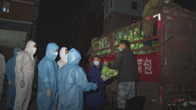 黄州区“爱心蔬菜包”为居民“蔬”送温暖