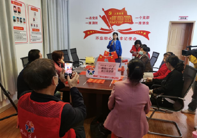 黄州区二机社区开展“党的二十大 我们有感想”活动
