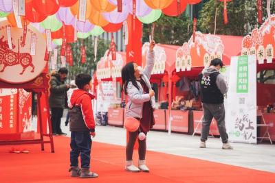 饱口福、品文化、享玩乐——元宵节消费市场一线观察
