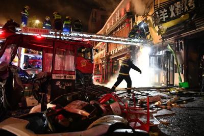 痛心！宁夏银川烧烤店爆炸事故，已造成31人死亡