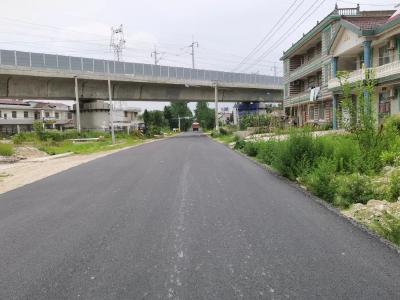 历时八个月，蕲春这条路面大修完工