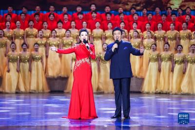 “新歌唱新疆”巡演首场在乌鲁木齐举办