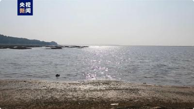 我国最大淡水湖鄱阳湖水位快速下降 重回12米枯水线以下
