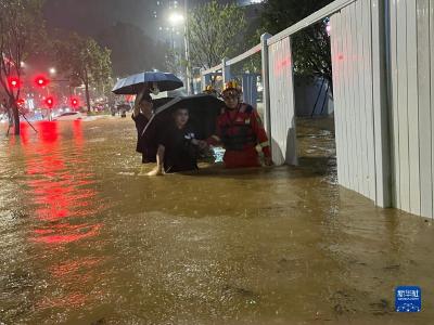 深圳普降极端特大暴雨 四项雨量记录破极值