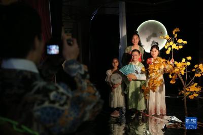 海外中华儿女在多国庆祝中秋佳节