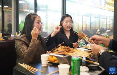 烤串师傅“转正”为烧烤料理师！新工种带来哪些新变化？