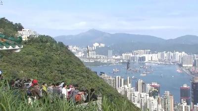 李殿勋率团访问香港