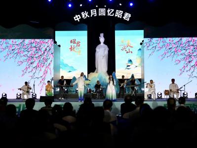 浠水《一把芝麻撒上天》在全省民歌展演中获奖