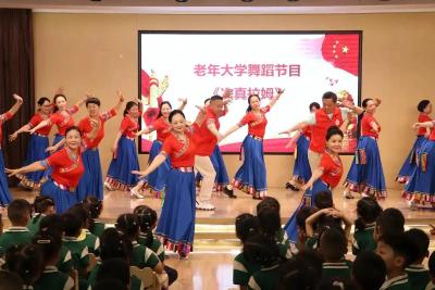 黄冈职院社区教育学院老年大学揭牌