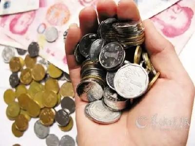 亲子育儿|孩子把零花钱充值到游戏咋应对？
