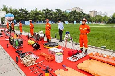 麻城向基层发放一批应急救援装备