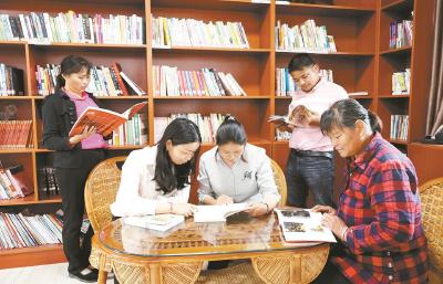全市3000多家农家书屋提升农村公共文化服务功能——农家“小书屋” 文化“大粮仓”