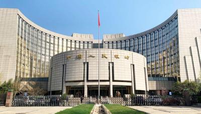 蕲春农商行八里湖支行送金融知识进学校