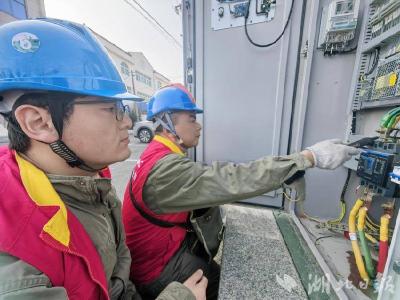 管窑供电所快速处置台区高损