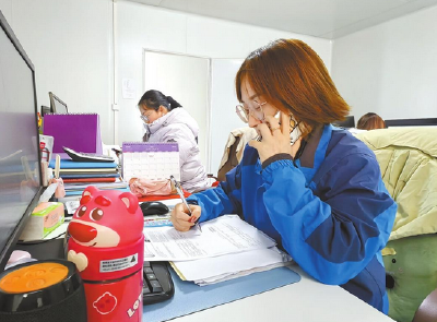 “携手中国伙伴，取得更好业绩”