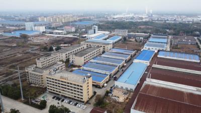 《强县工程看黄冈 冬天的篇章》 黄冈：企业生产忙 项目“加速跑”