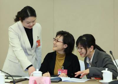 今年已有7名湖北人亮相国新办中外记者见面会