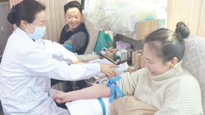 英山县卫生健康局开展无偿献血活动