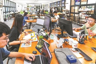 以“数”之名 AI重塑教育生态的湖北样本