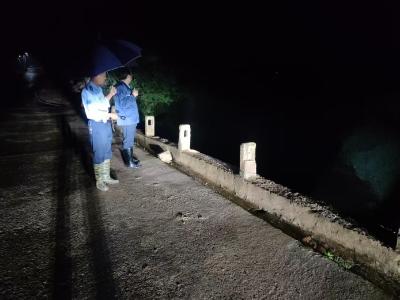 蕲春县：开展砂石行业夜间执法检查