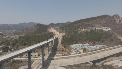 麻城首发至宁波舟山港、厦门海铁联运班列 大别山物产48小时通江达海