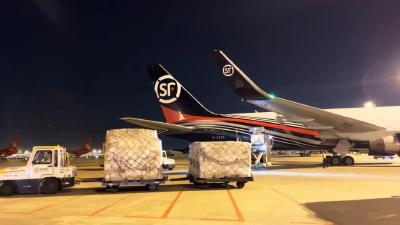 56分钟跨千里！“团风造”精密器械乘“空”速达无锡