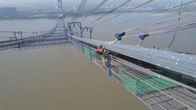 聚力建支点 一线直击｜ 世界最大跨度四主缆体系悬索桥 燕矶长江大桥主缆架设圆满收官