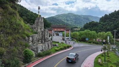 市政协召开双月专题协商会 围绕“深入推进多彩旅游路建设 提升文旅产业发展质效”协商建言