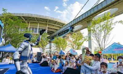 不拼补贴拼生态 总部项目纷至沓来 招商“反内卷”下的光谷之变