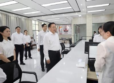 王忠林在仙桃潜江天门调研时强调 扎实开展深入贯彻中央八项规定精神学习教育 以作风建设新成效加快推动高质量发展