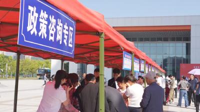 优化营商环境 赋能高质量发展｜ 我市举办民营企业招聘会 供需双方实现双赢