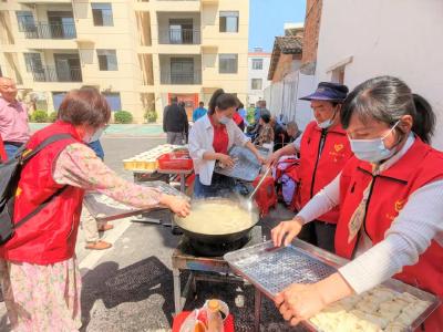 黄冈暖事 | 3000多份爱心、7000余位受益人，一份饺子串起爱心公益链