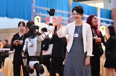 第九届世界金融论坛在港举行 展望全球经济金融新趋势