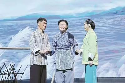 大别山精神薪火传  黄冈红色剧目展演圆满落幕