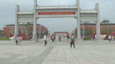 高考首日  黄州7022名学子考场逐梦