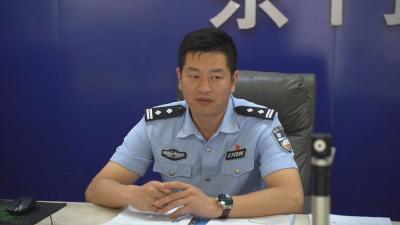 黄州最美退役军人黄登科：戎装换警服 初心不改显担当