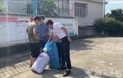 从创业者到“村小二”，看蕲春“小李主任”的助农新招