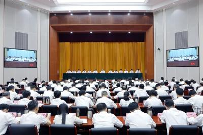党员干部当以“三慎”筑牢自律防线