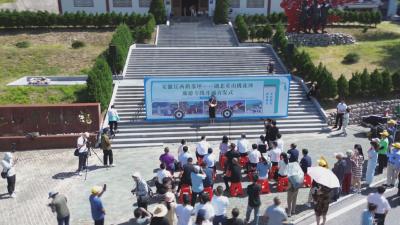 山水同源 携手发展 英山与岳西正式开通旅游专线