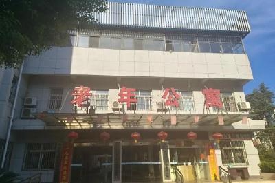 黄州医养结合的拓荒人王飞燕——  托起老年人稳稳的幸福